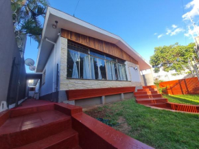 Quarto centro Londrina Ar condicionado Tv wifi 3